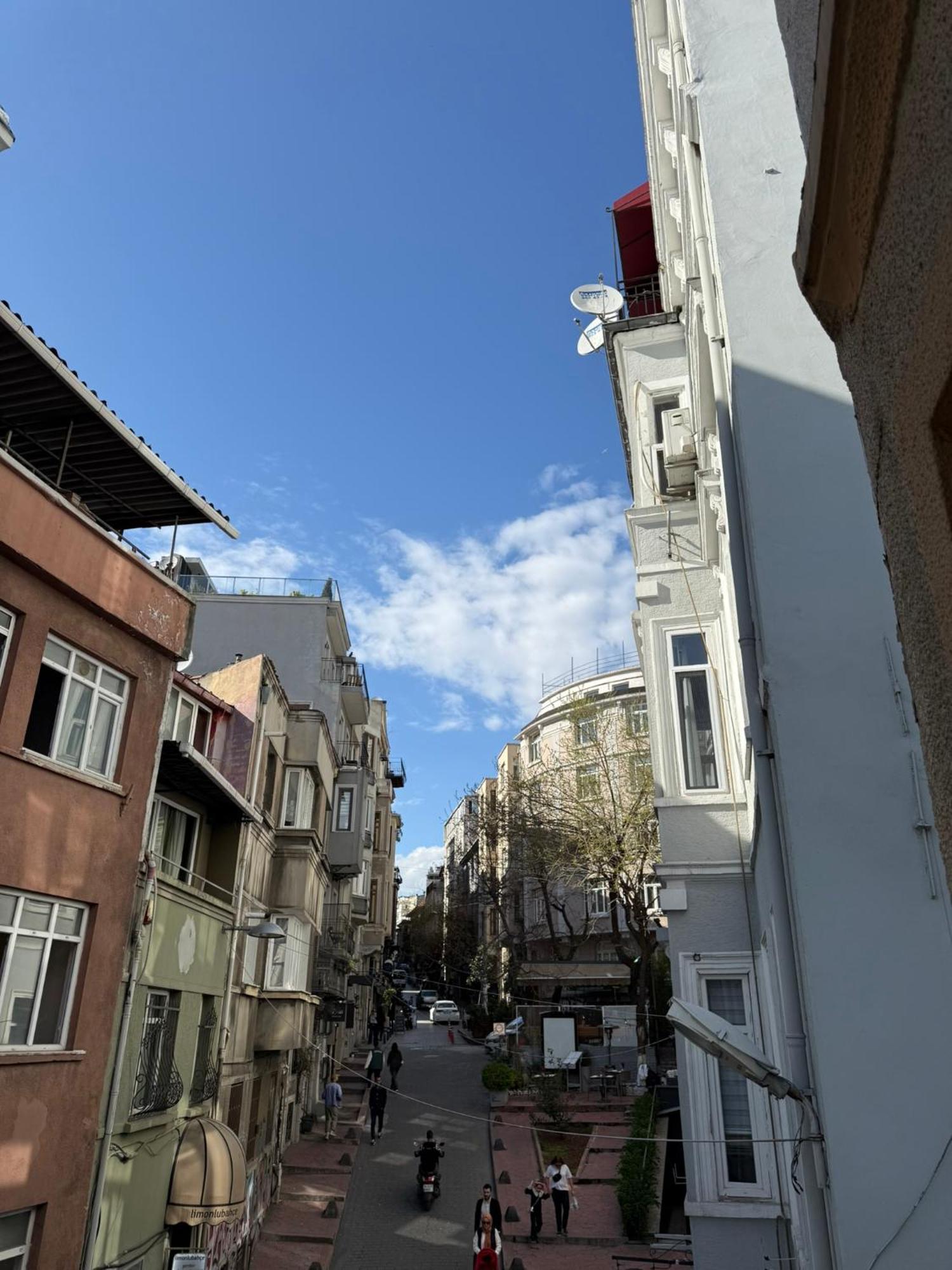 Gunes Hause Istanbul Eksteriør billede