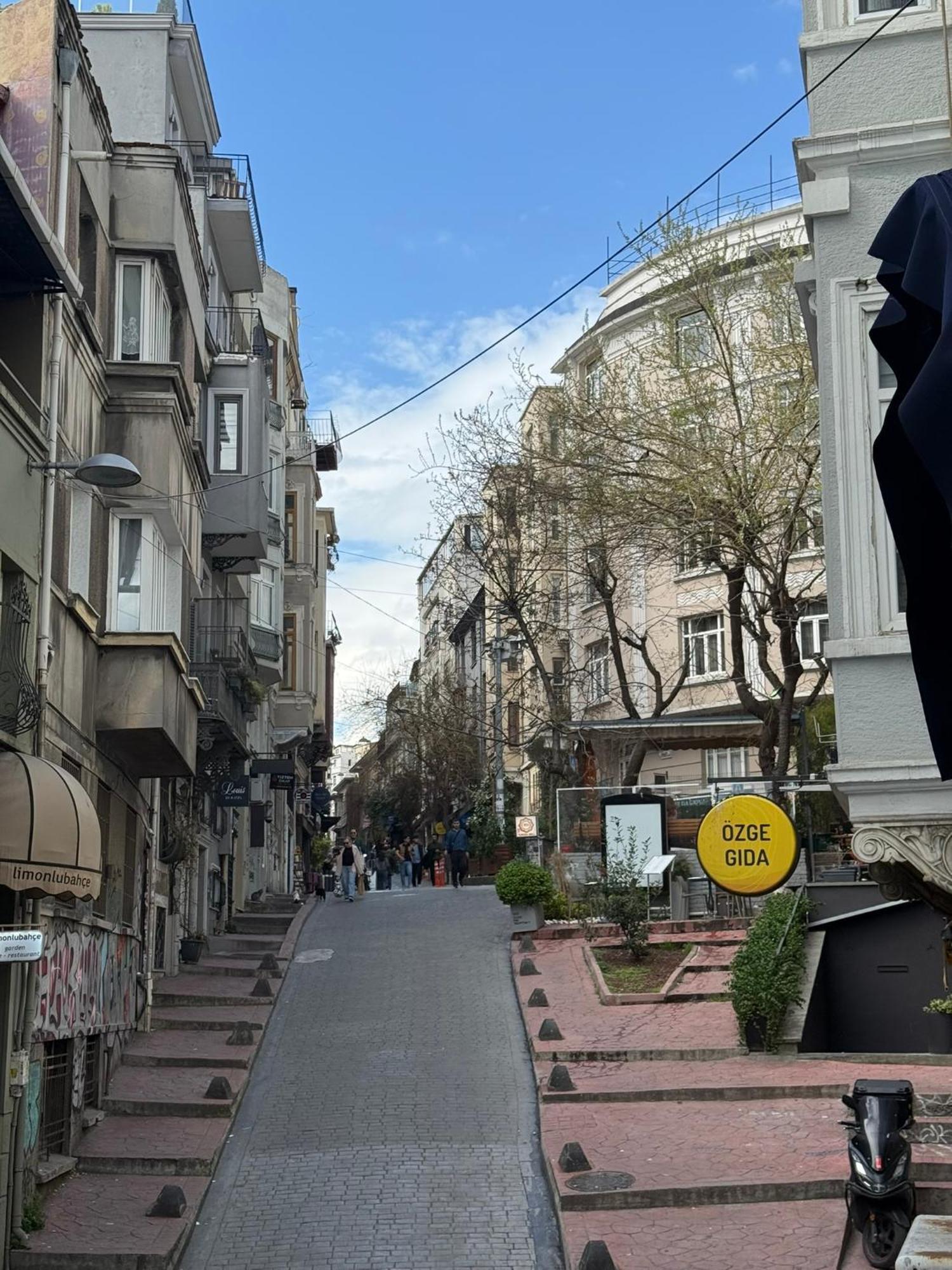 Gunes Hause Istanbul Eksteriør billede