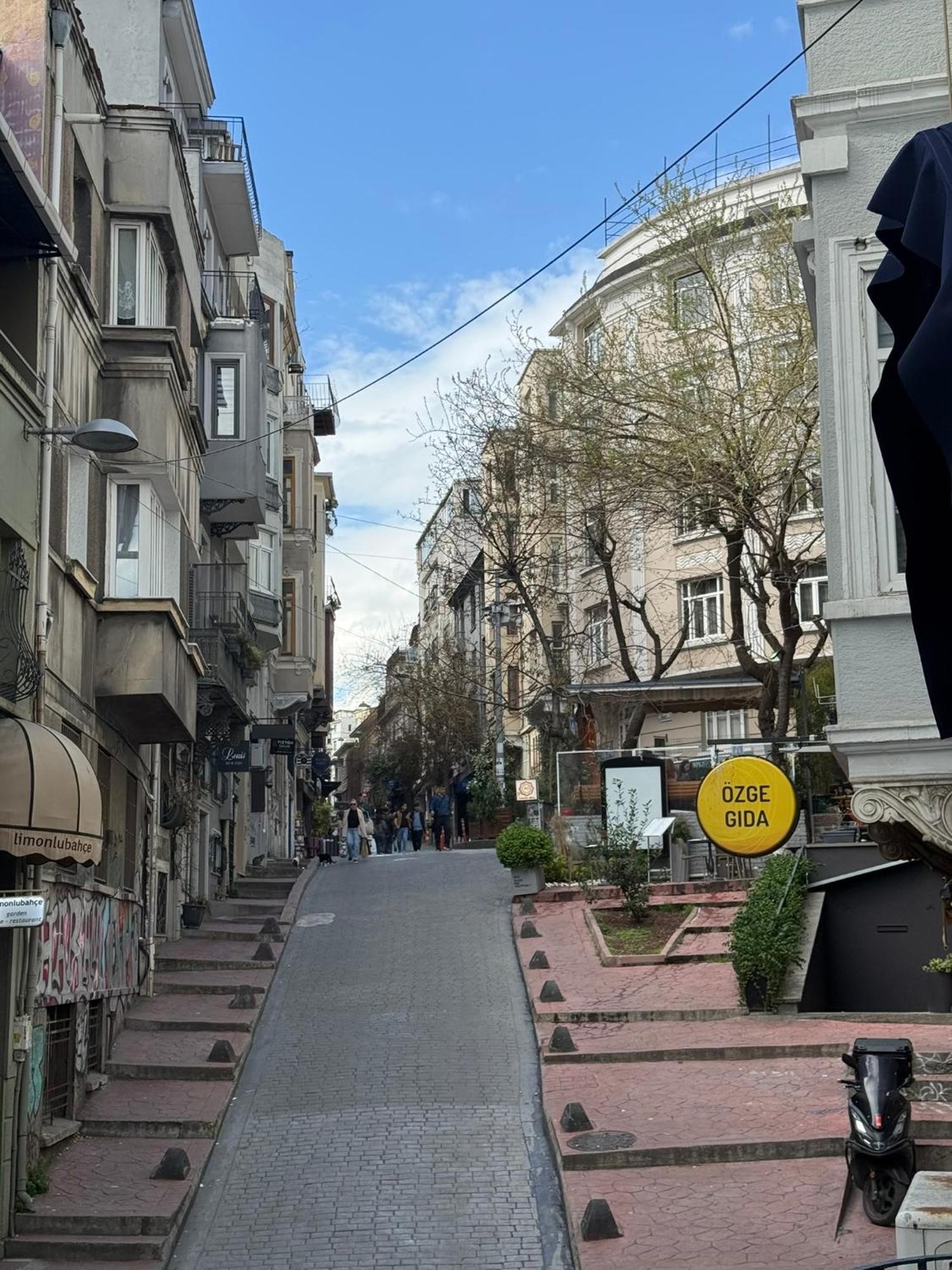 Gunes Hause Istanbul Eksteriør billede